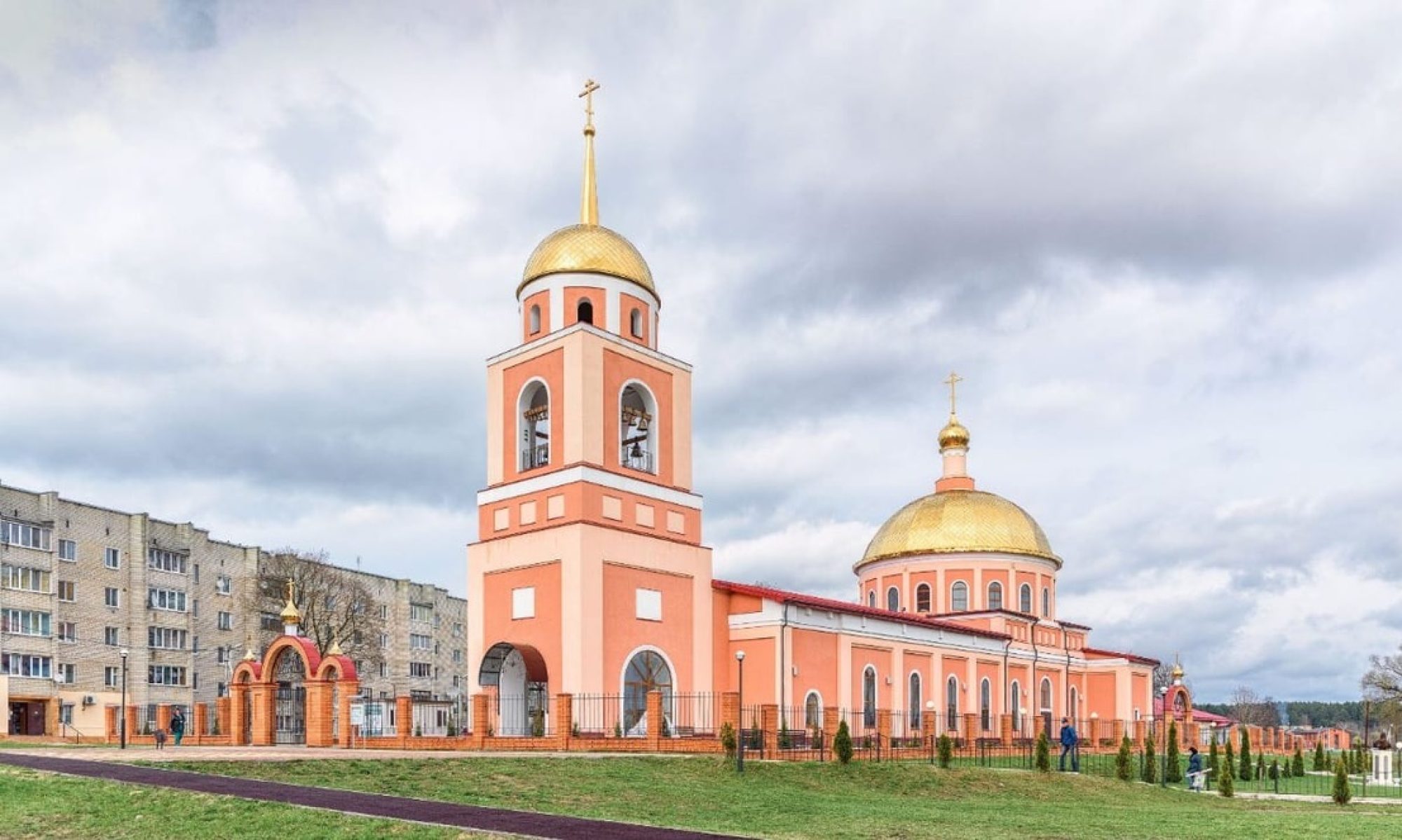 Официальный сайт кафедрального собора святого благоверного великого князя Александра Невского г. Кирова
